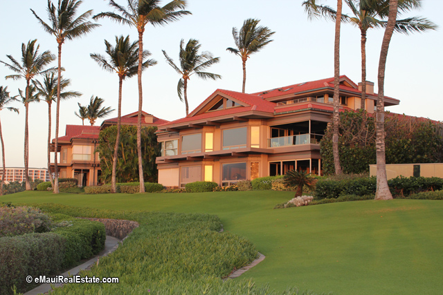 Lots of large windows allow your view to the ocean to be clear from most any room