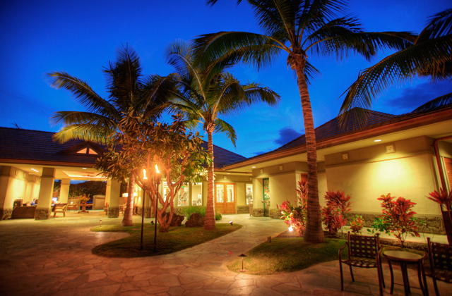 Ho'olei Clubhouse at night