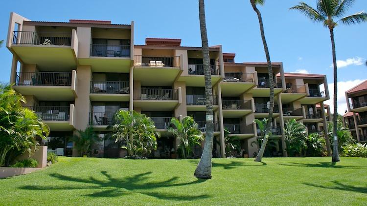  440 condo units are housed in Kamaole Sands in the southern part of Kihei