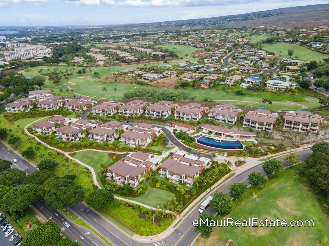 Makalii is bordered on the Northeast by the Wailea Blue Golf Course. The community of Wailea Golf Villas is also nearby.