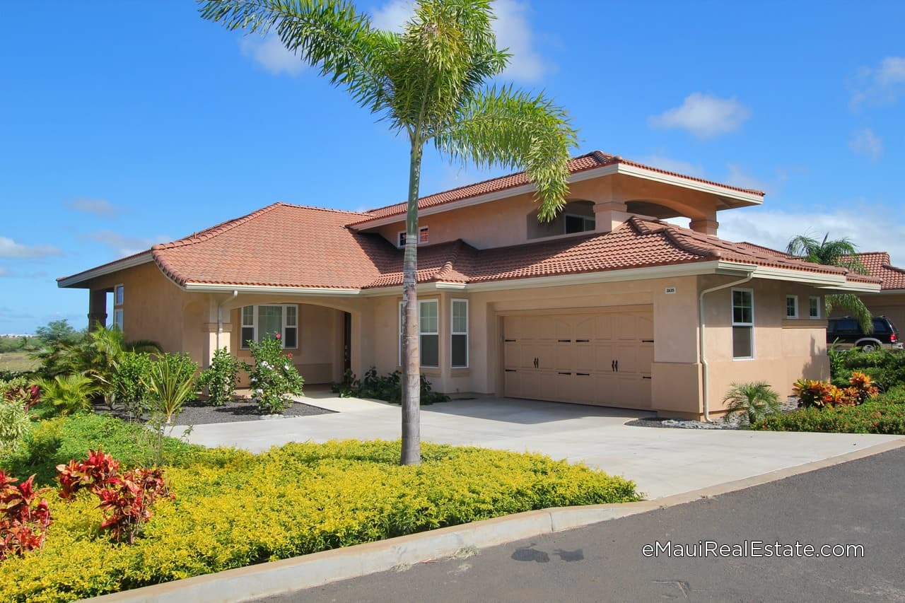 Model 210 at Hokulani Golf Villas. Two story home with 3br/2.5ba and 2,380sqft of living area