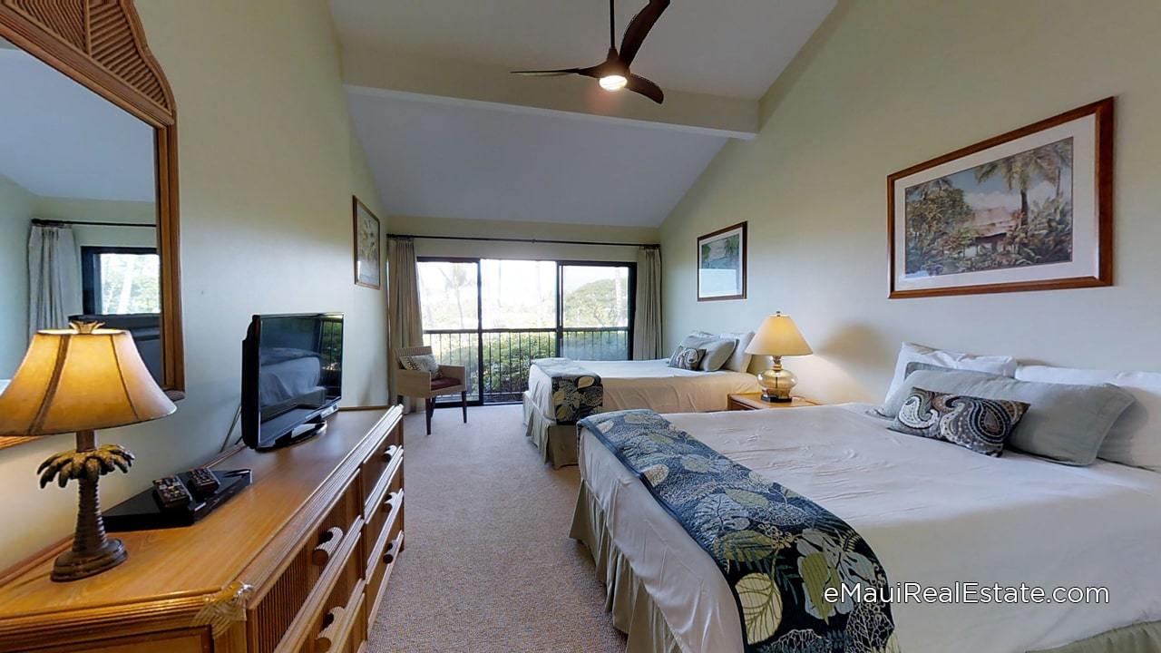 Example of guest suite in a second floor unit at Wailea Ekahi