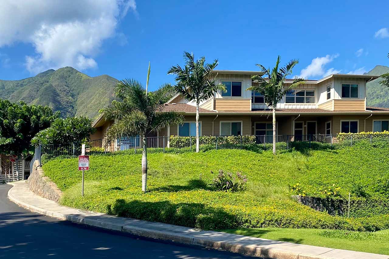 hoolea terrace in wailuku
