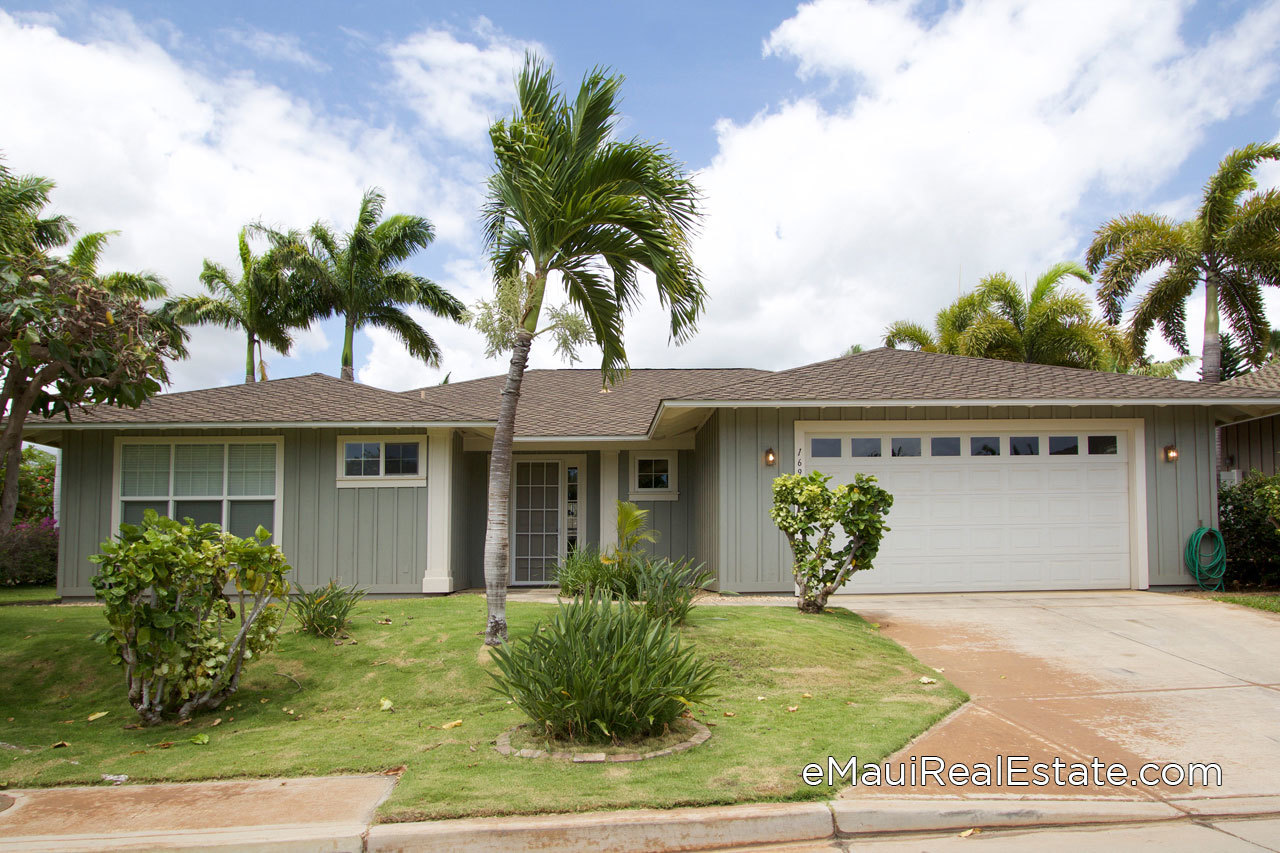 An outside shot of Ke Alii Kai