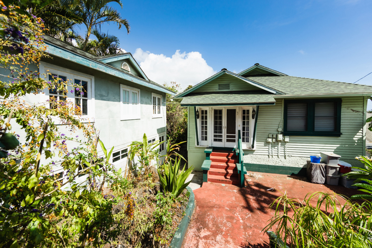 2404 Main St listed by the Sayles Team