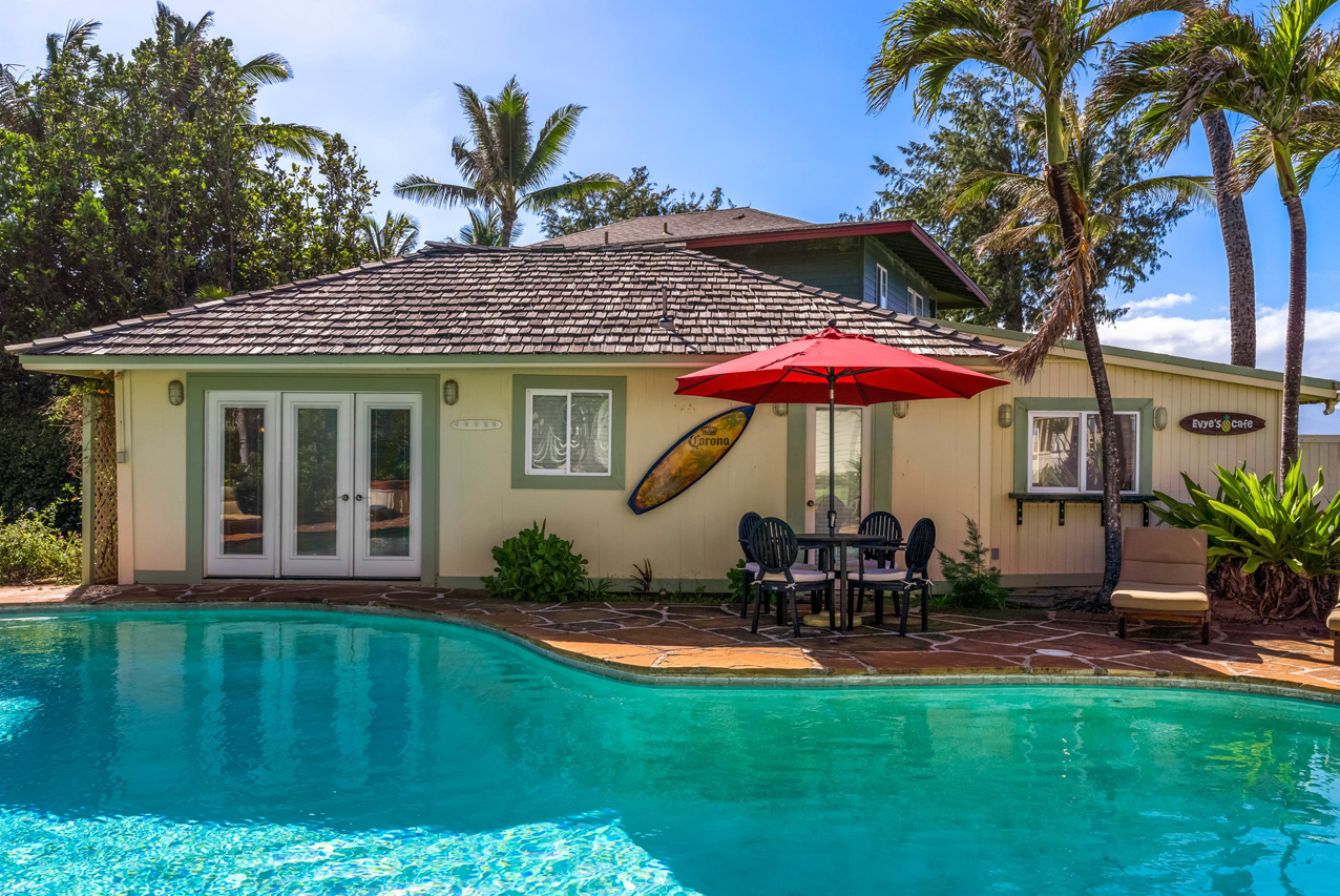 Separate Pool Cottage: