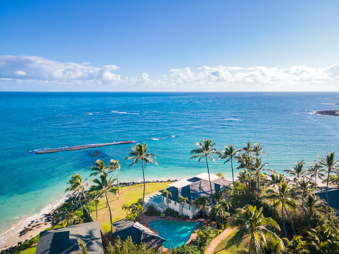 Prime oceanfront location: