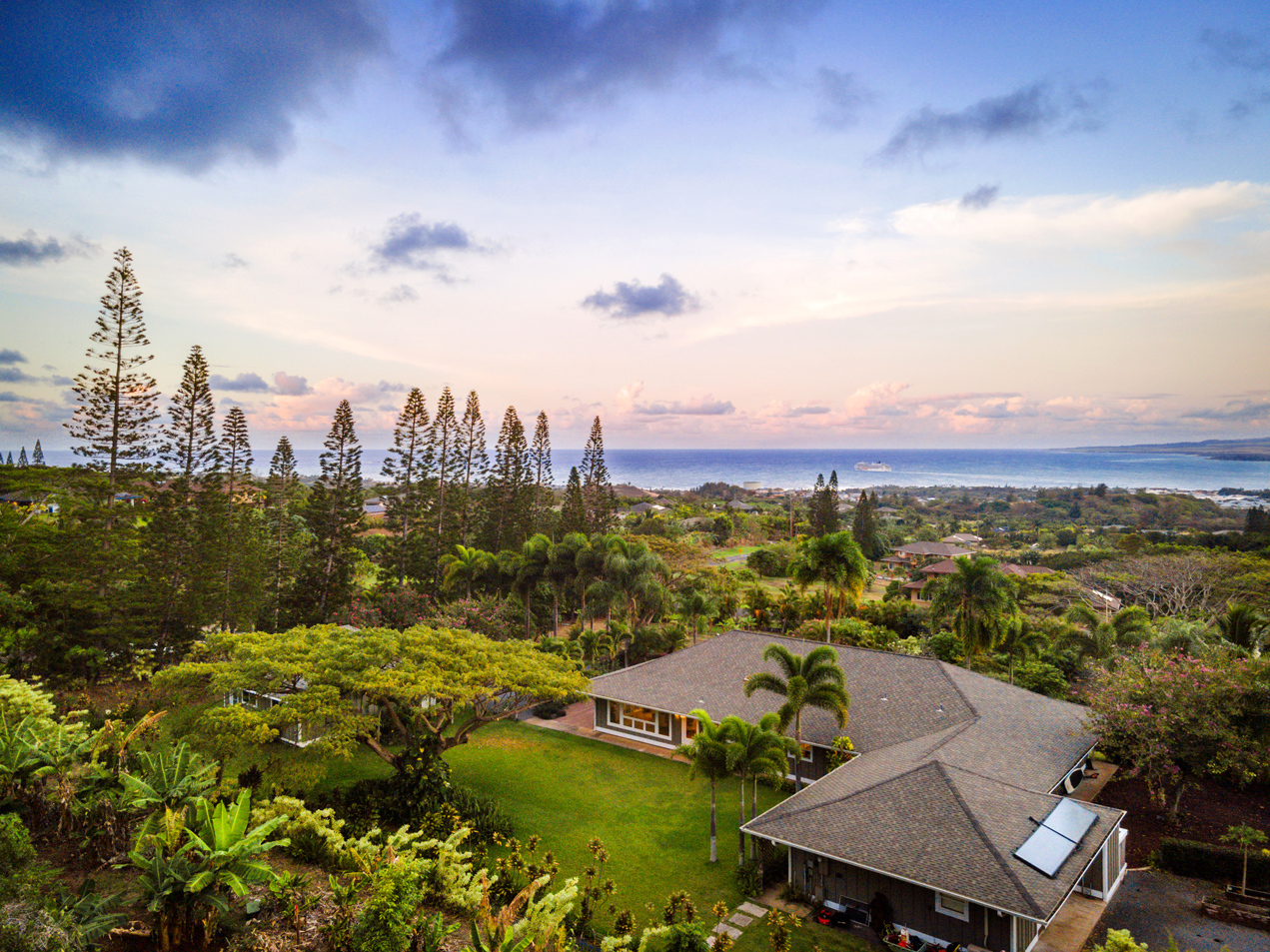 641 Luahoana Pl listed by the Sayles Team