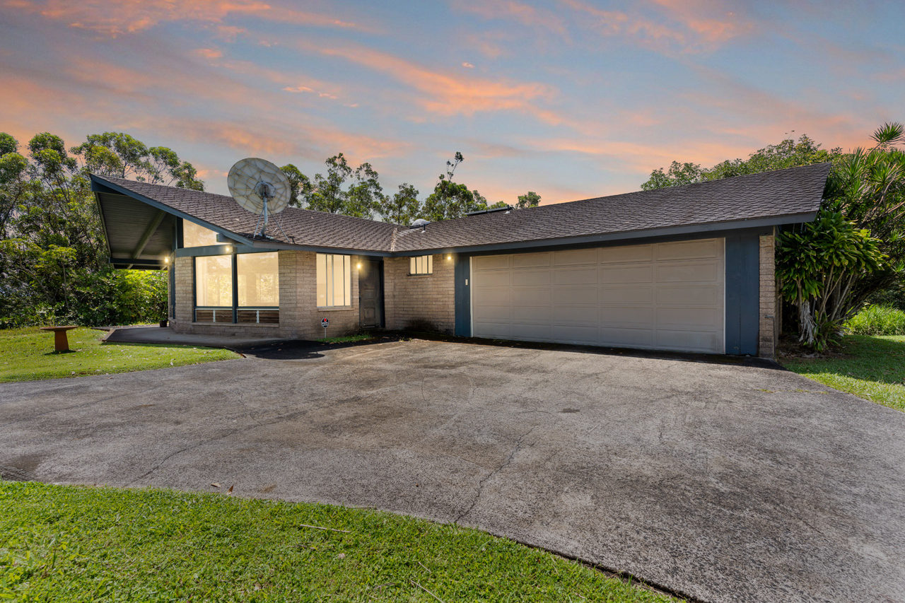 4475 Une Pl in Haiku sold by the Sayles Team in 2024