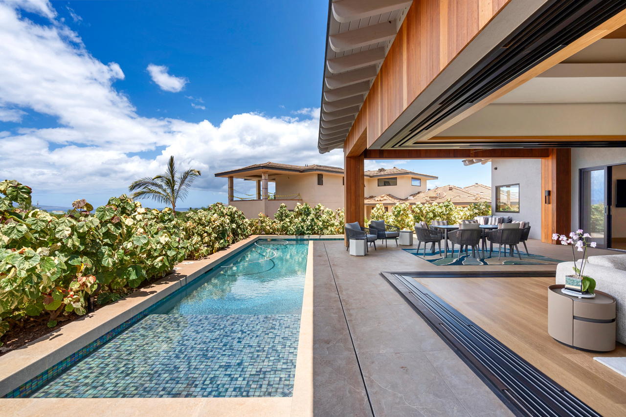 Pool & spa: 