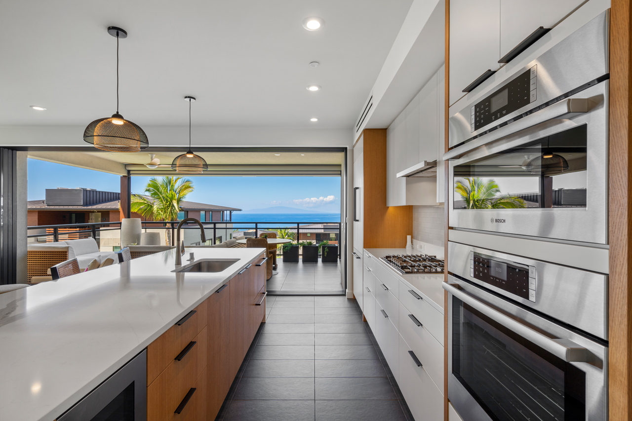 Kitchen: 
