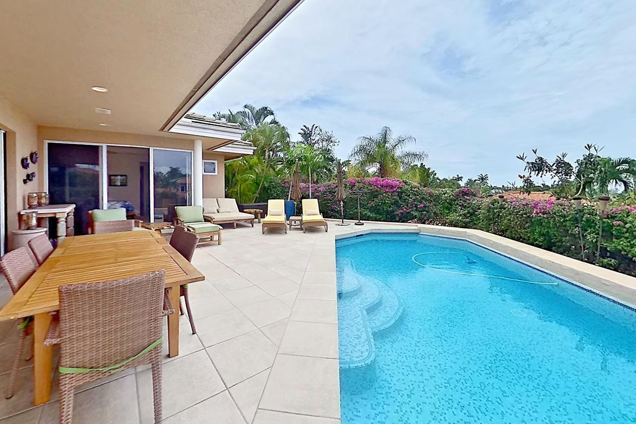 347 kualono place sold by the sayles team in 2026